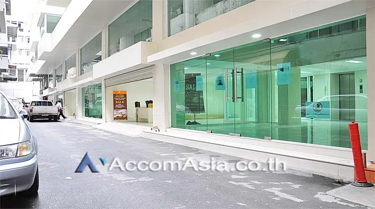 unit Office space For Sale in Silom, Bangkok  near BTS Sala Daeng (AA13148)